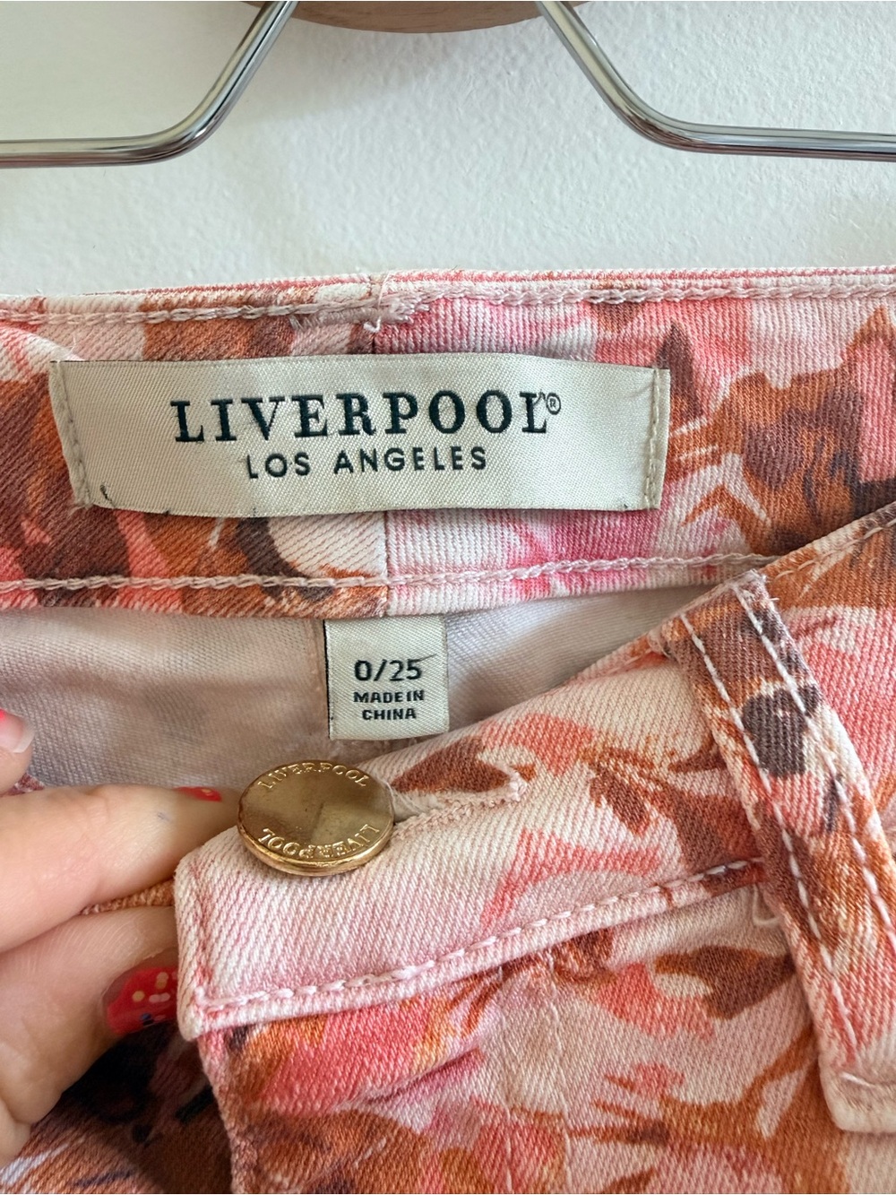 Liverpool Los Angeles Hannah Floral Crop Flare Fray Jeans Pink Rose Size 0 - Picture 5 of 10